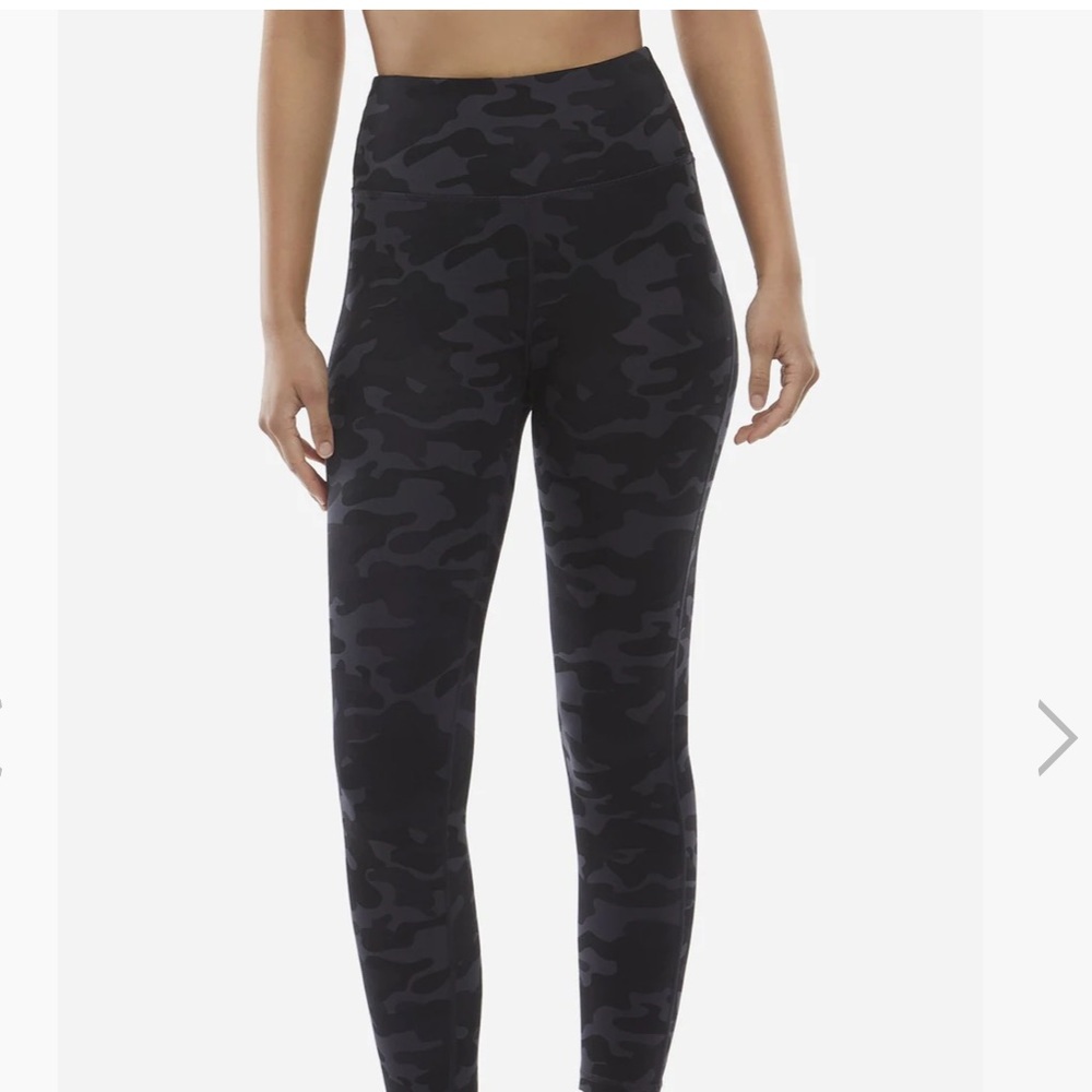 Dan Skin High Waisted Camo Leggings/ S